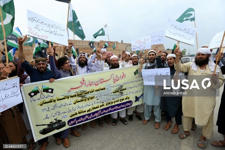 Paquistão: Manifestação anti-Índia em Peshawar