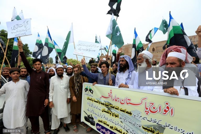Paquistão: Manifestação anti-Índia em Peshawar