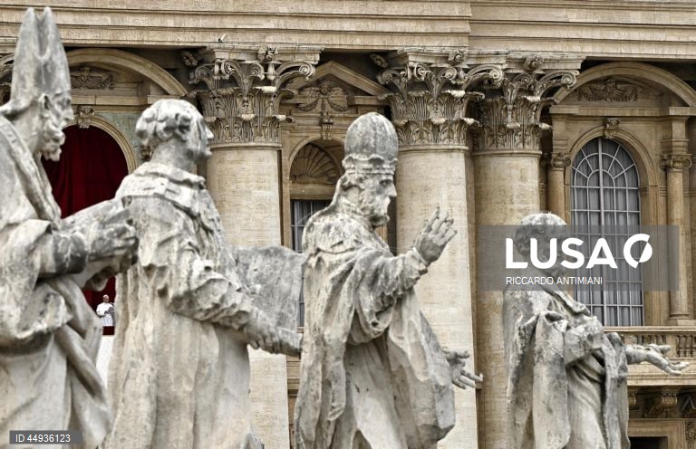 Vaticano: Papa Leão XIV preside à oração "Regina coeli"