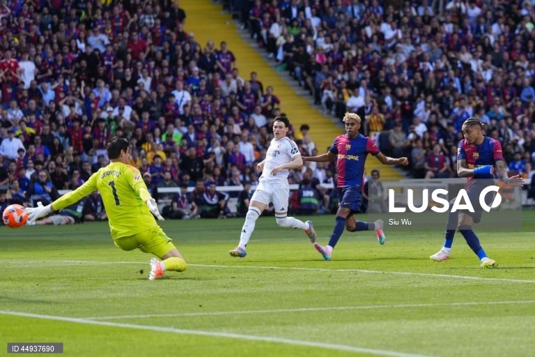 Futebol: Liga espanhola - FC Barcelona vs Real Madrid