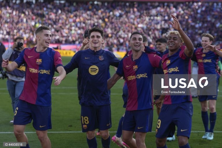 Futebol: Liga espanhola - FC Barcelona vs Real Madrid