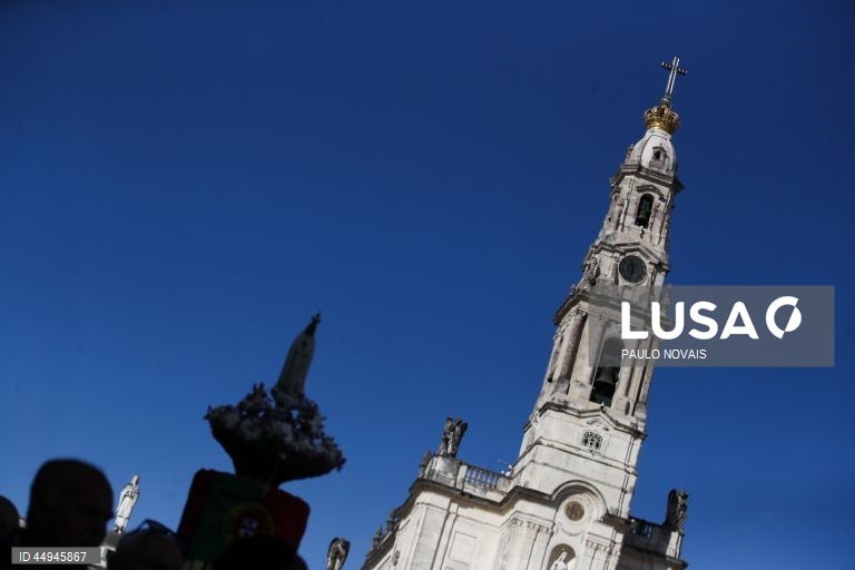 Peregrinação aniversária de maio no Santuário de Fátima