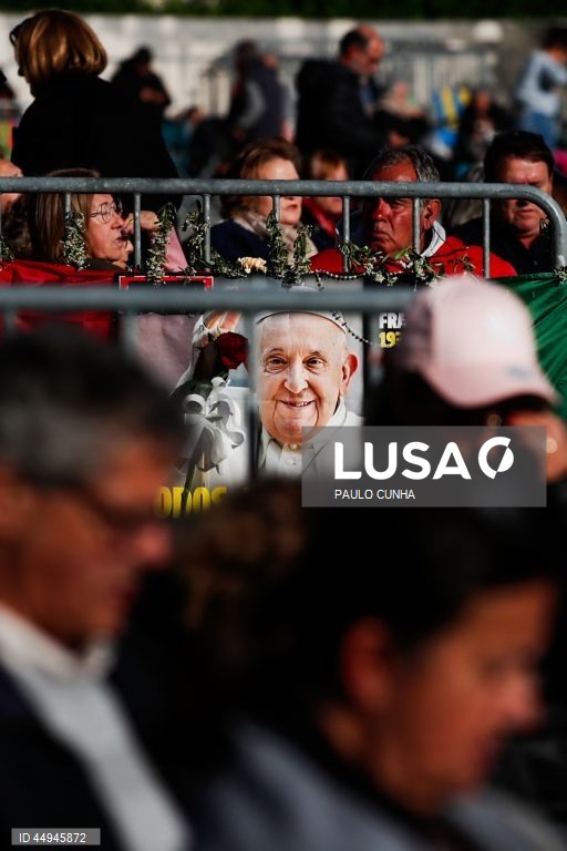 Peregrinação aniversária de maio no Santuário de Fátima