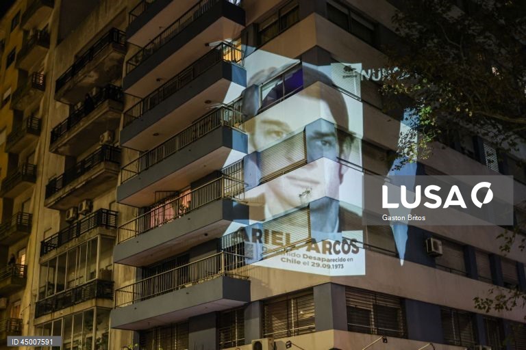 Uruguai: Marcha do Silêncio em Montevideo em memória dos desaparecidos na ditadura militar de 1974-1985