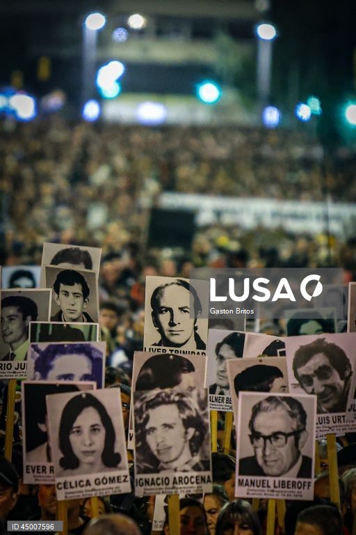 Uruguai: Marcha do Silêncio em Montevideo em memória dos desaparecidos na ditadura militar de 1974-1985