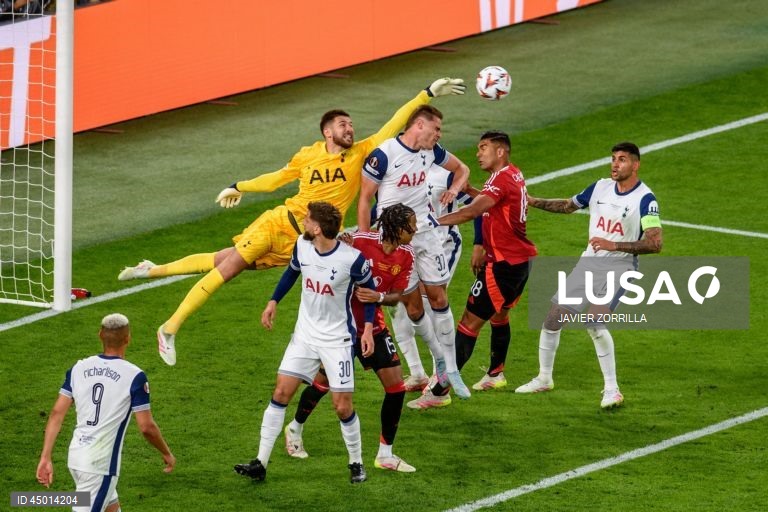 O Tottenham conquistou hoje a Liga Europa em futebol, o seu primeiro troféu desde 2007/08, ao bater na final o Manchester United, do treinador português Ruben Amorim, por 1-0, assegurando um lugar na ‘Champions’ 2025/26.