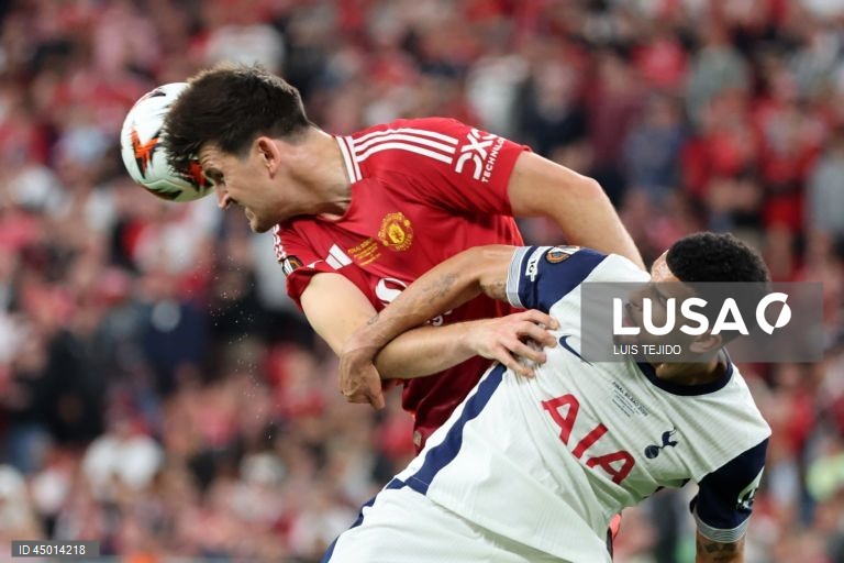 O Tottenham conquistou hoje a Liga Europa em futebol, o seu primeiro troféu desde 2007/08, ao bater na final o Manchester United, do treinador português Ruben Amorim, por 1-0, assegurando um lugar na ‘Champions’ 2025/26.