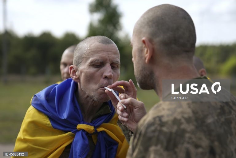 Ucrânia: Troca de prisioneiros entre a Rússia e a Ucrânia