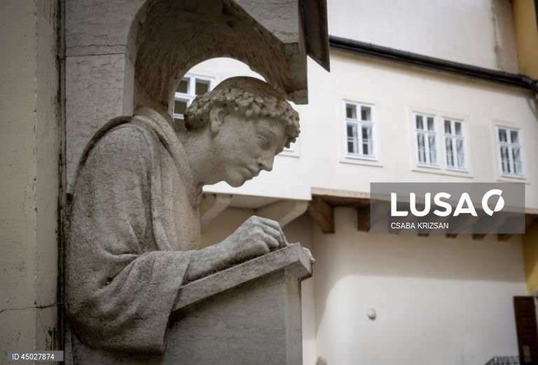 Hungria: Biblioteca da Abadia de Pannonhalma