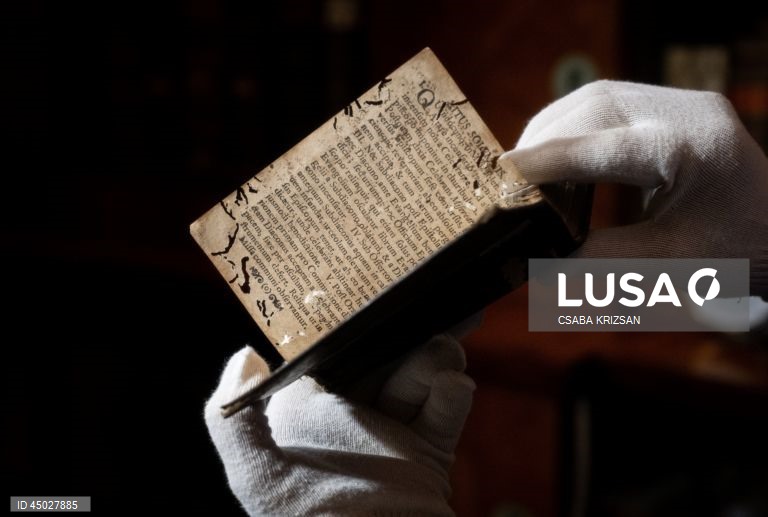 Hungria: Biblioteca da Abadia de Pannonhalma