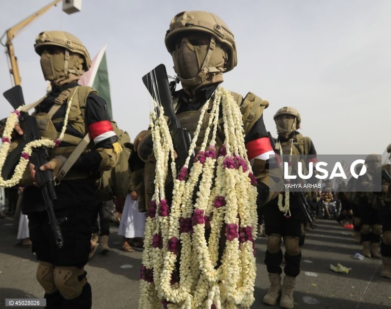 Iémen: Manifestação houthi contra os EUA e Israel