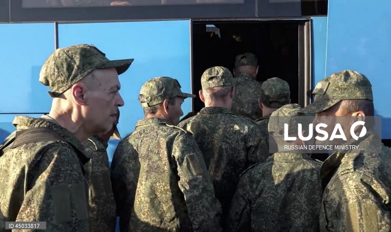 Ucrânia: Troca de prisioneiros entre a Rússia e a Ucrânia