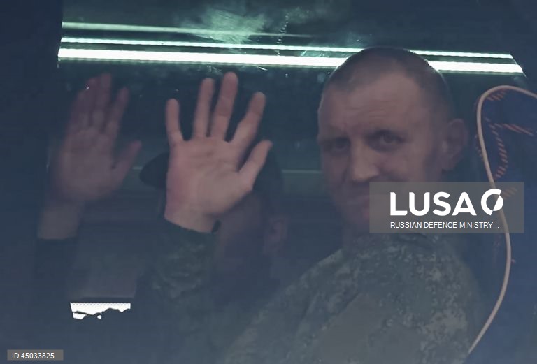 Ucrânia: Troca de prisioneiros entre a Rússia e a Ucrânia