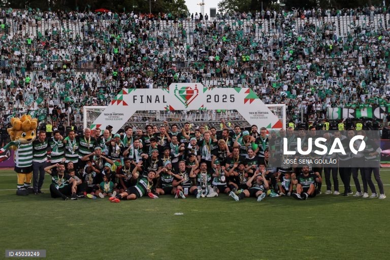 Futebol: Sporting vence o Benfica e conquista a Taça de Portugal