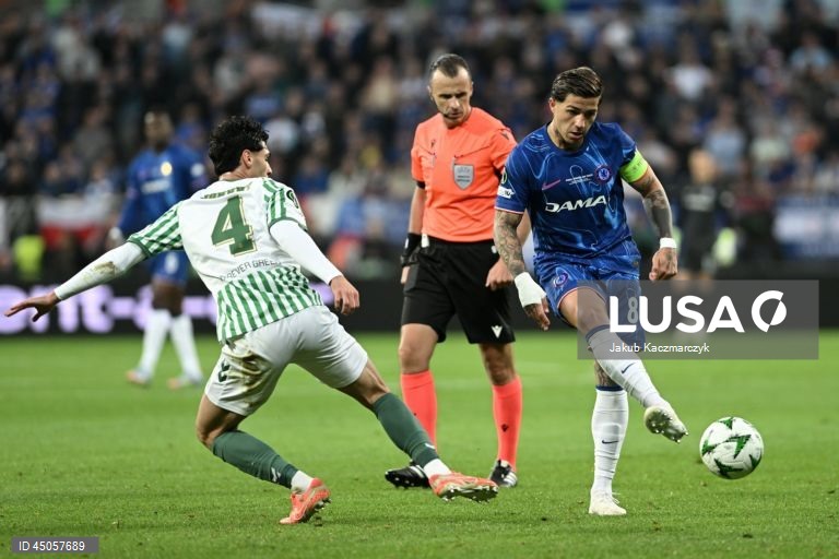 Futebol: Chelsea vence Betis e conquista a Liga Conferência 
