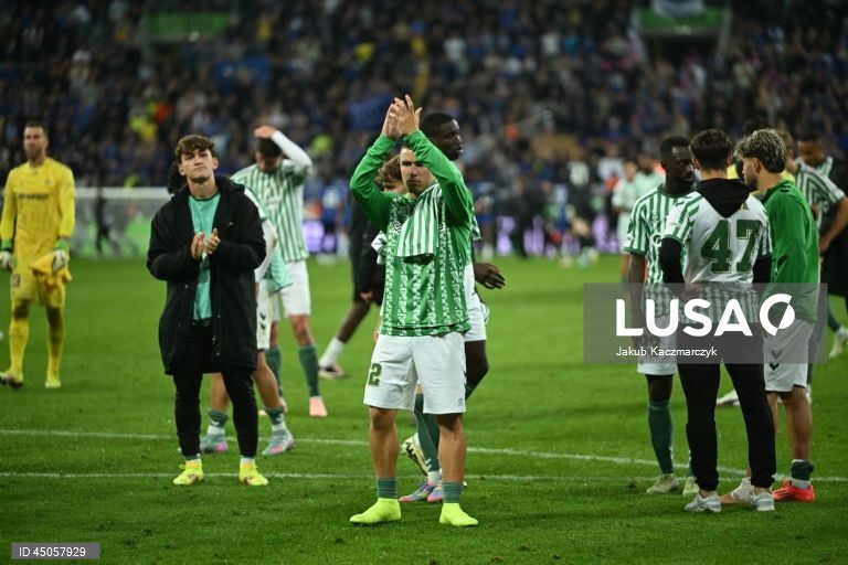 Futebol: Chelsea vence Betis e conquista a Liga Conferência 