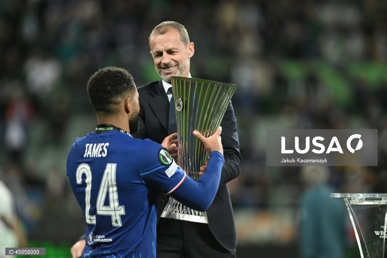 Futebol: Chelsea vence Betis e conquista a Liga Conferência 