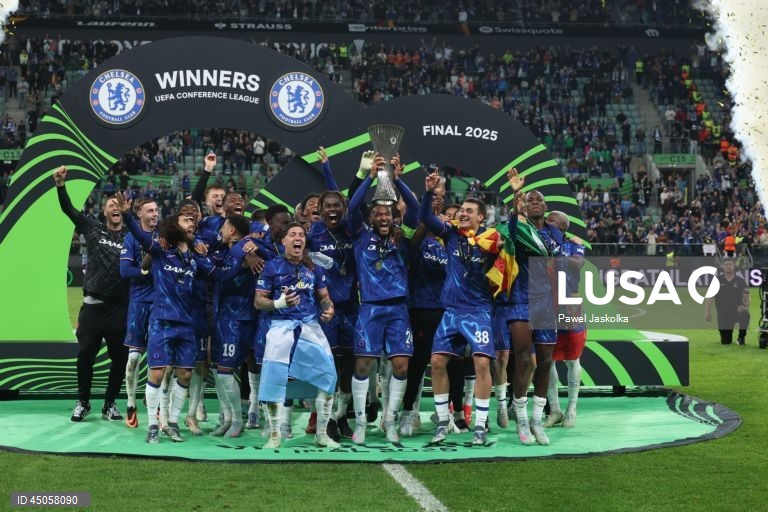Futebol: Chelsea vence Betis e conquista a Liga Conferência 