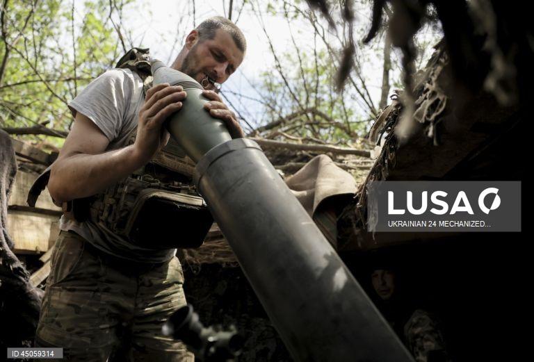 Ucrânia: Militares ucranianos ocupam posições na região de Donetsk