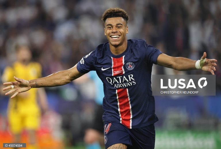 PSG goleia Inter Milão e conquista Liga dos Campeões pela primeira vez
