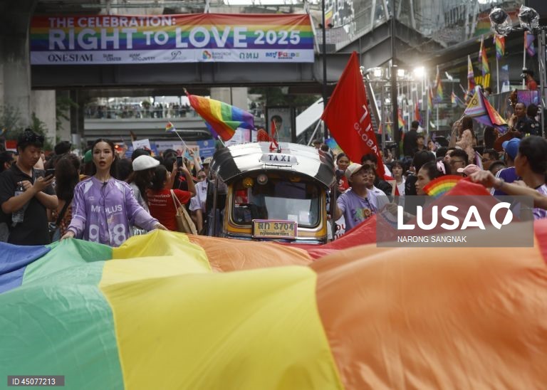 Parada do Orgulho de Banguecoque 2025 assinala o Mês do Orgulho