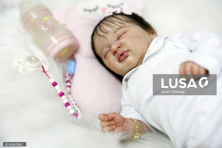 Bebés "reborn" no Brasil