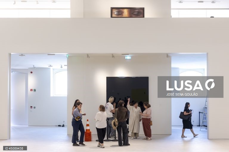 Visita de imprensa ao Pavilhão Julião Sarmento, que tem inauguração marcada para 4 de junho com uma exposição da coleção do artista Julião Sarmento (1948-2021), deixada em depósito pela família e a associação em seu nome para criar o museu, em Lisboa, 03 de junho de 2025. JOSÉ SENA GOULÃO/LUSA