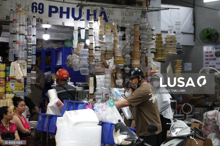 Vietname: Uso quotidiano de plástico no Dia Mundial do Meio Ambiente