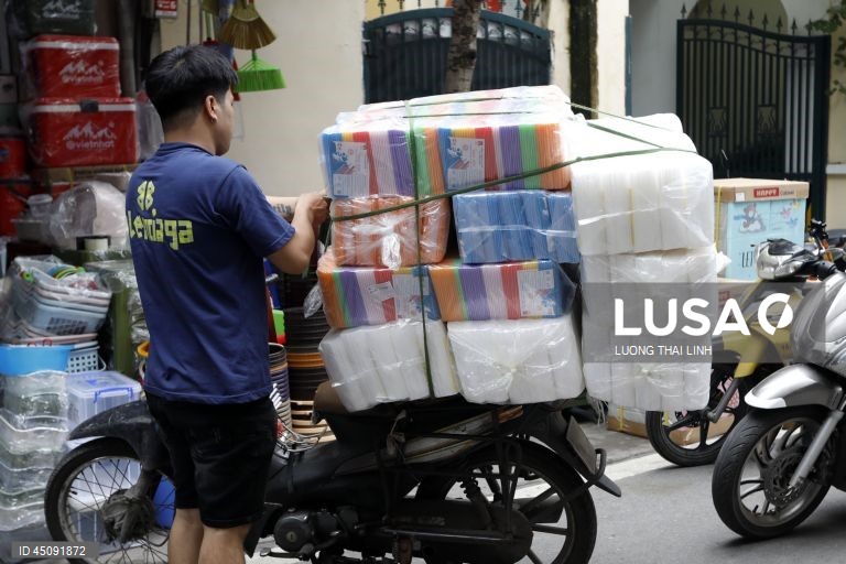 Vietname: Uso quotidiano de plástico no Dia Mundial do Meio Ambiente
