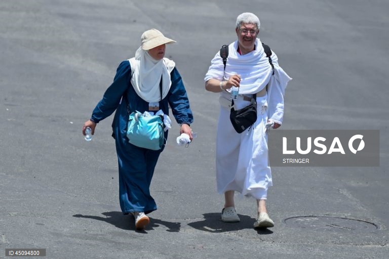 Arábia Saudita: Início da grande peregrinação anual muçulmana a Meca ('hajj')  
