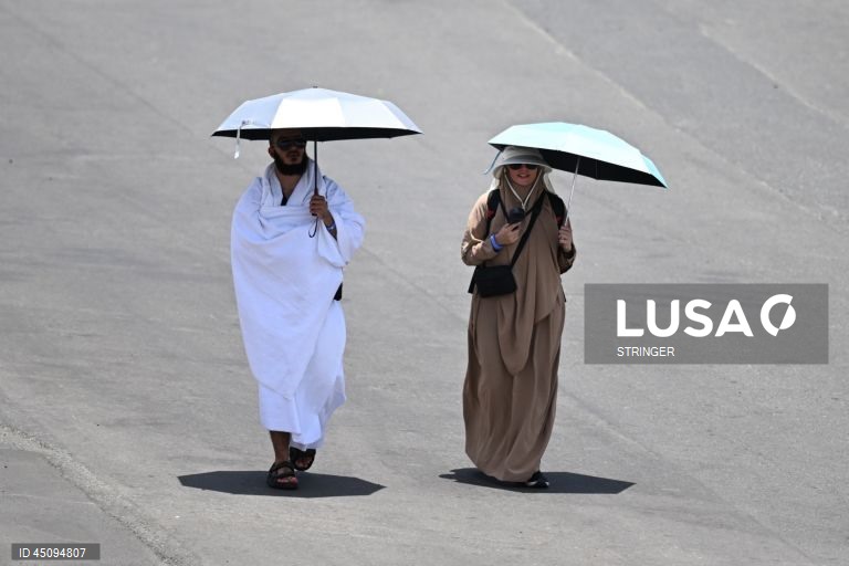 Arábia Saudita: Início da grande peregrinação anual muçulmana a Meca ('hajj')  