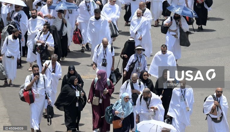 Arábia Saudita: Início da grande peregrinação anual muçulmana a Meca ('hajj')  