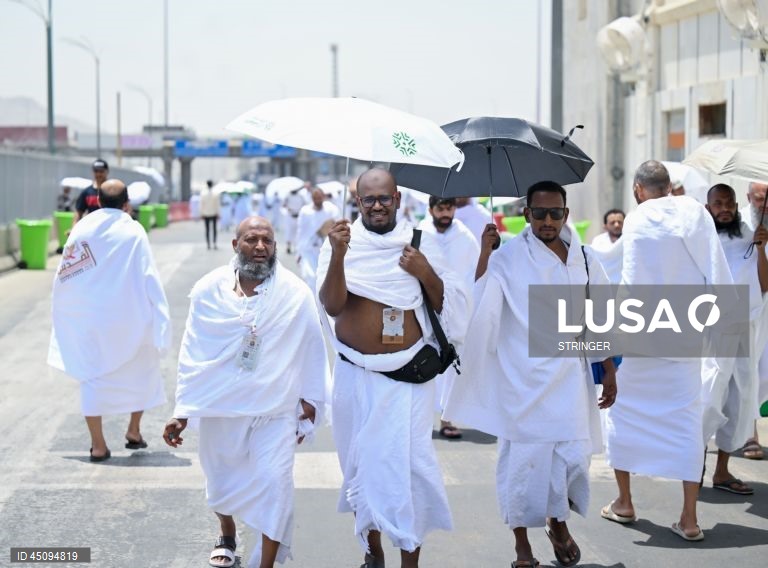 Arábia Saudita: Início da grande peregrinação anual muçulmana a Meca ('hajj')  