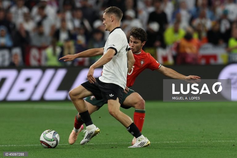 Portugal apurou-se hoje pela segunda vez para a final da Liga das Nações de futebol, ao vencer de virada a Alemanha por 2-1, em jogo das meias-finais disputado em Munique.