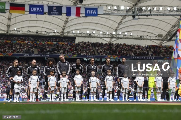 A França, à boleia de Kylian Mbappé, com um golo e uma assistência, conquistou hoje o terceiro lugar na Liga das Nações de futebol, ao vencer a anfitriã Alemanha, por 2-0.