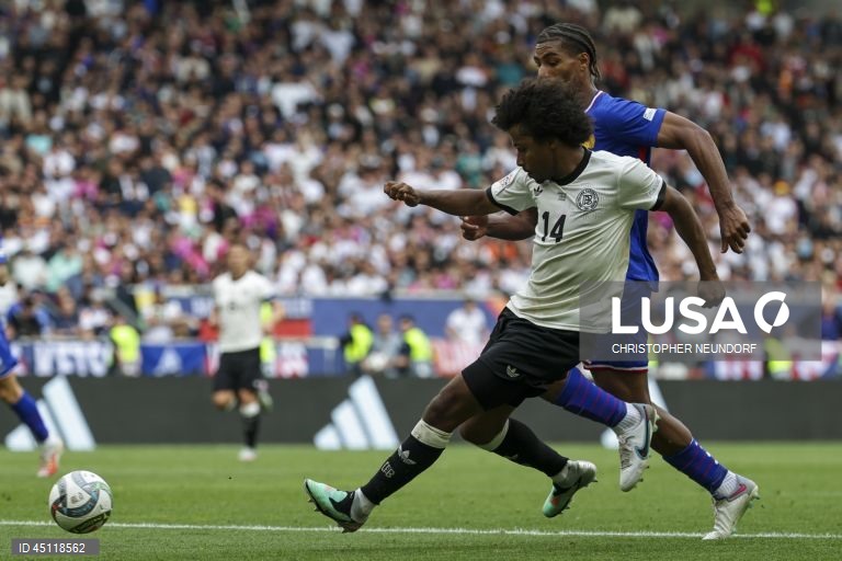 A França, à boleia de Kylian Mbappé, com um golo e uma assistência, conquistou hoje o terceiro lugar na Liga das Nações de futebol, ao vencer a anfitriã Alemanha, por 2-0.