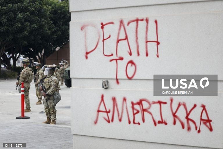 EUA: Protestos anti-Trump em Los Angeles