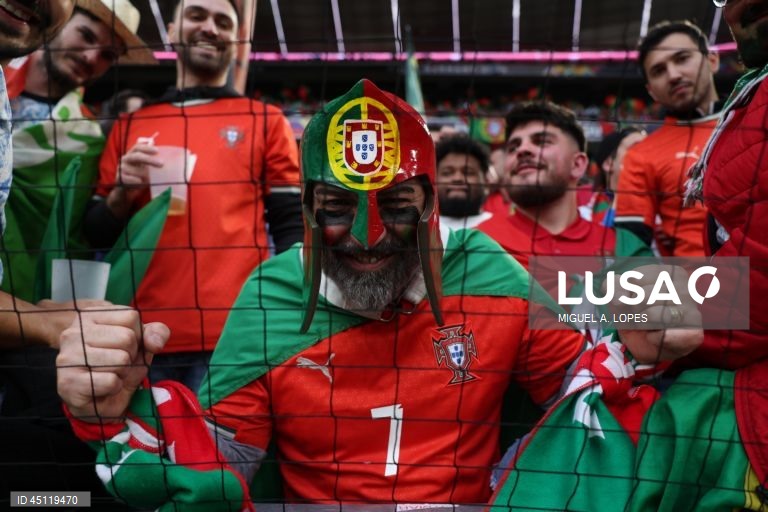 A seleção portuguesa conquistou hoje pela segunda vez a Liga das Nações de futebol, ao bater na final a Espanha por 5-3 no desempate por grandes penalidades, após 2-2 no final do tempo regulamentar e prolongamento.