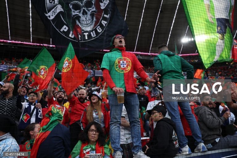 A seleção portuguesa conquistou hoje pela segunda vez a Liga das Nações de futebol, ao bater na final a Espanha por 5-3 no desempate por grandes penalidades, após 2-2 no final do tempo regulamentar e prolongamento.