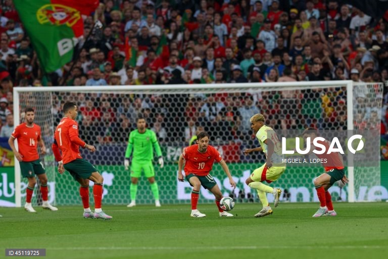A seleção portuguesa conquistou hoje pela segunda vez a Liga das Nações de futebol, ao bater na final a Espanha por 5-3 no desempate por grandes penalidades, após 2-2 no final do tempo regulamentar e prolongamento.