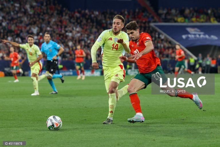 A seleção portuguesa conquistou hoje pela segunda vez a Liga das Nações de futebol, ao bater na final a Espanha por 5-3 no desempate por grandes penalidades, após 2-2 no final do tempo regulamentar e prolongamento.