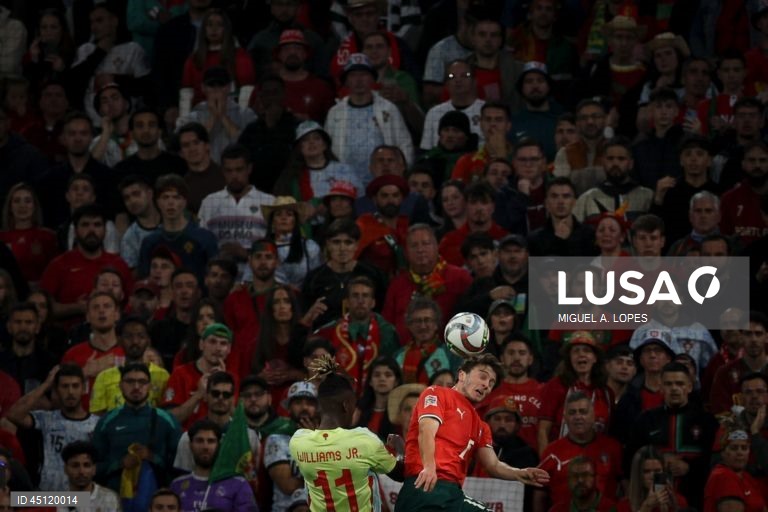 A seleção portuguesa conquistou hoje pela segunda vez a Liga das Nações de futebol, ao bater na final a Espanha por 5-3 no desempate por grandes penalidades, após 2-2 no final do tempo regulamentar e prolongamento.