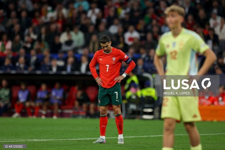 A seleção portuguesa conquistou hoje pela segunda vez a Liga das Nações de futebol, ao bater na final a Espanha por 5-3 no desempate por grandes penalidades, após 2-2 no final do tempo regulamentar e prolongamento.