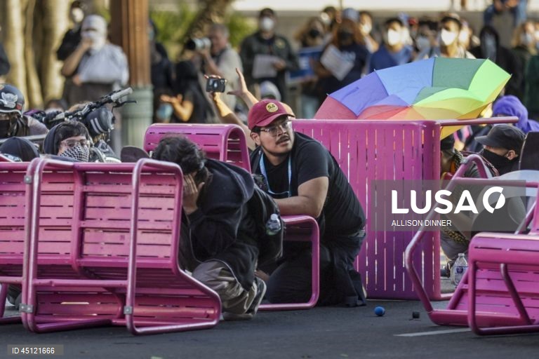 EUA: Protestos anti-Trump em Los Angeles