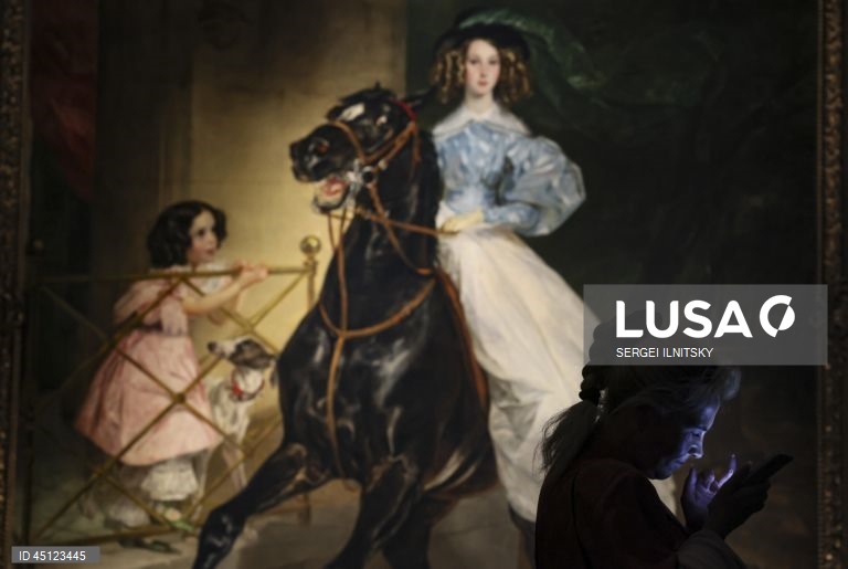 Exposição "Karl Bryullov. Roma - Moscovo - Petersburgo" na Galeria Tretyakov, Moscovo, Rússia. A exposição, dedicada ao 225.º aniversário do nascimento do artista, apresenta mais de 170 obras de pintura, gráficos e esculturas.  