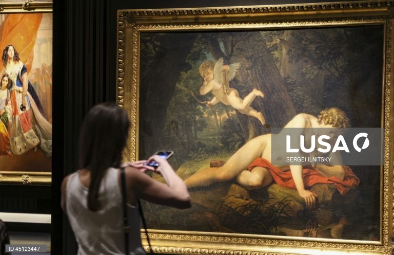 Exposição "Karl Bryullov. Roma - Moscovo - Petersburgo" na Galeria Tretyakov, Moscovo, Rússia. A exposição, dedicada ao 225.º aniversário do nascimento do artista, apresenta mais de 170 obras de pintura, gráficos e esculturas.  
