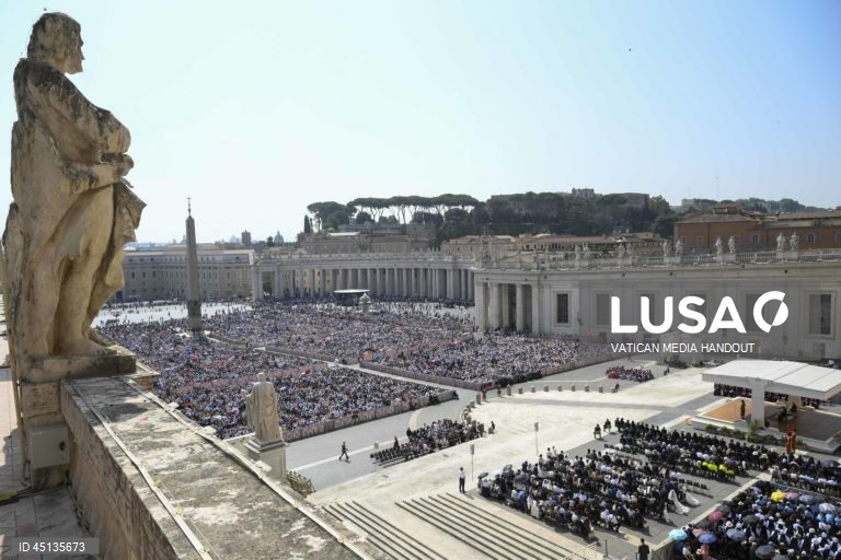 Roma: Audiência geral do Papa Leão XIV na Praça de São Pedro.