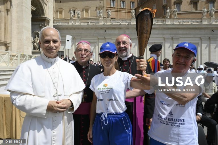 Roma: Audiência geral do Papa Leão XIV na Praça de São Pedro.