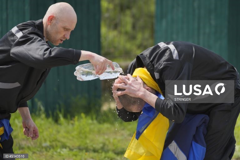 Ucrânia: Troca de prisioneiros entre a Rússia e a Ucrânia