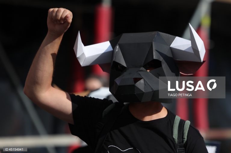 Marcha do Dia Internacional da Consciencialização contra o Transporte de Animais Vivos